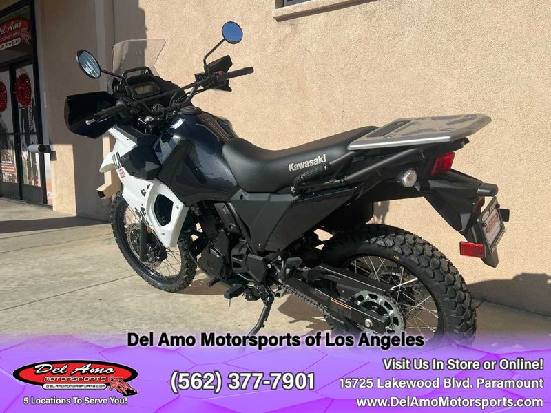 2024 Kawasaki KL650FRFNL-WT1  in a PEARL CRYSTAL WHITE/METALLIC CARBON GRAY exterior color. Del Amo Motorsports of Los Angeles (562) 262-9181 delamomotorsports.com 