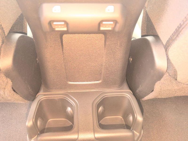 2025 Jeep Gladiator Nighthawk 4x4Image 28