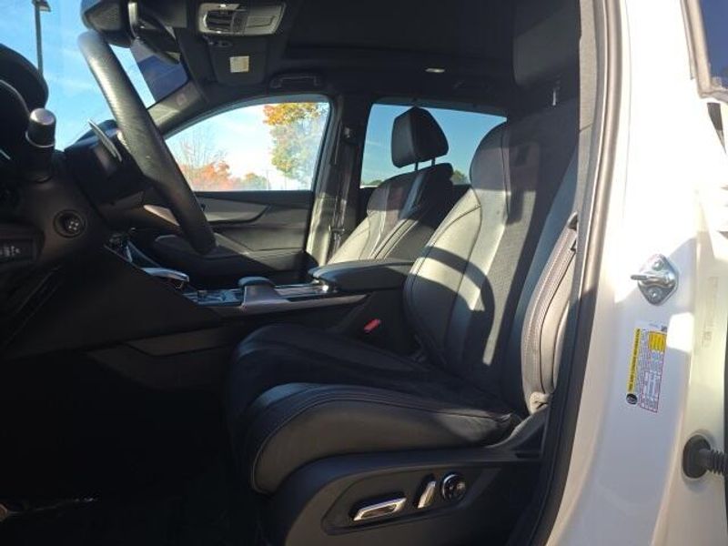 2023 Acura MDX SH-AWD A-Spec photo 9