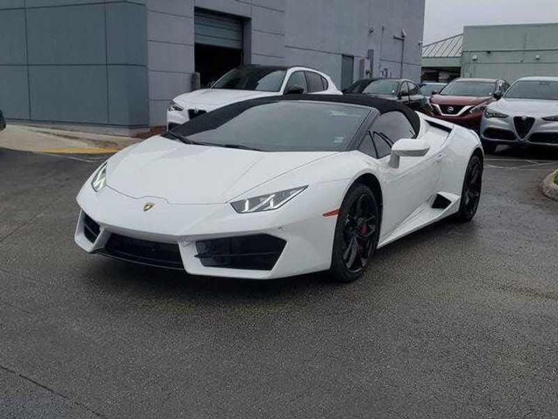 2017 Lamborghini Huracan Spyder photo 26