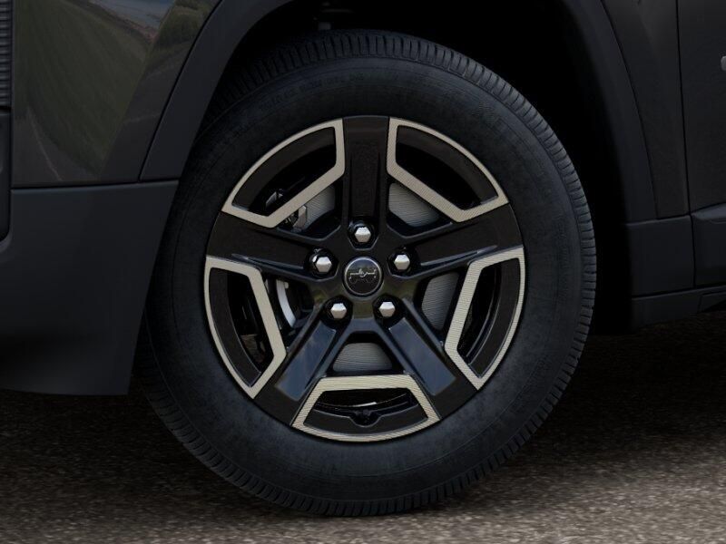 New 2026 Jeep Cherokee Laredo 4x4