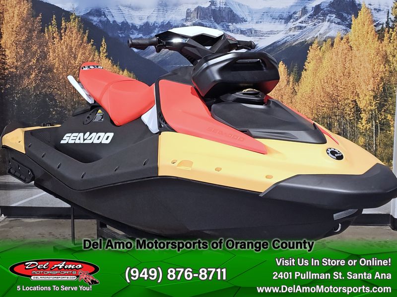 2024 Sea-Doo SPARK FOR 3 (SOUND SYSTEM) Image 2