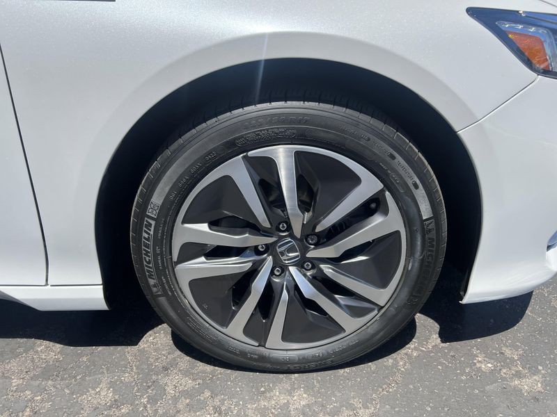 2019 Honda Accord Hybrid TouringImage 29