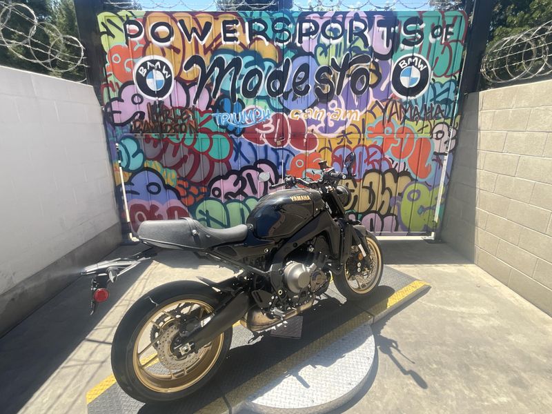 New 2026 Yamaha XSR900 Image 4