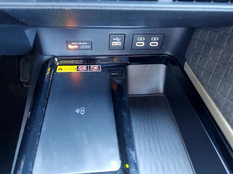 Used 2025 Toyota Camry XLE