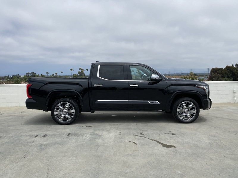 2024 Toyota Tundra 4WD Capstone HybridImage 3