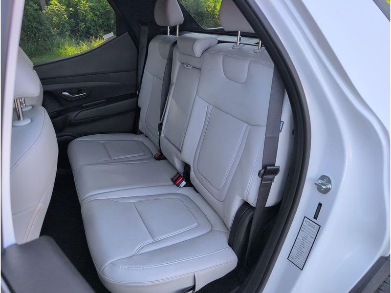 Used 2025 Hyundai Santa Cruz SELImage 29