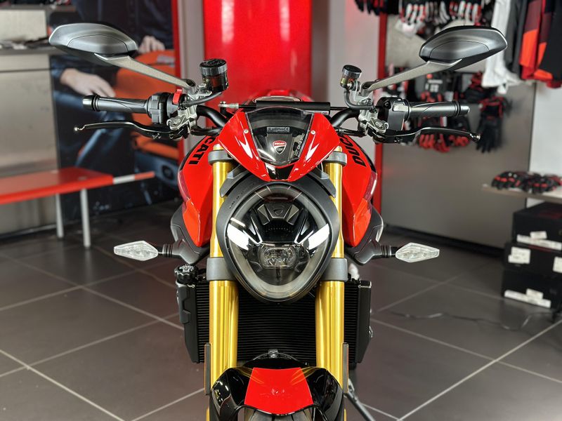 2025 Ducati MONSTER SPImage 5