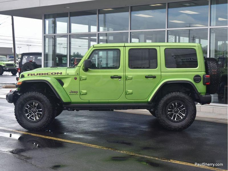 New 2025 Jeep Wrangler 4-door RubiconImage 9