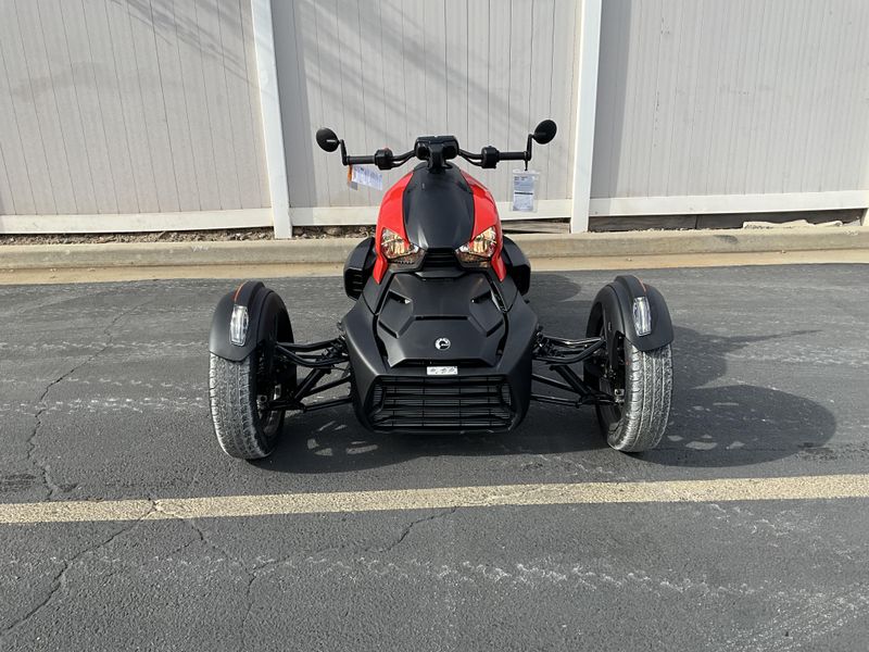 New 2026 Can-Am RYKER 900 Image 2