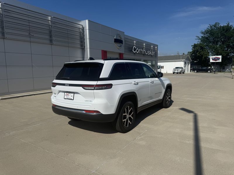 New 2025 Jeep Grand Cherokee LimitedImage 9