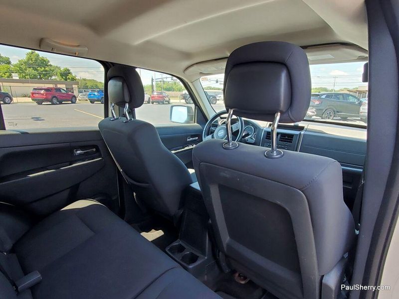 Used 2011 Jeep Liberty SportImage 21