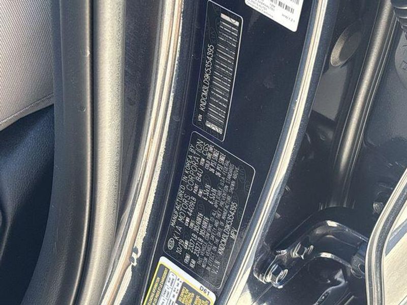 Used 2019 Kia Niro Plug-In Hybrid LXImage 31