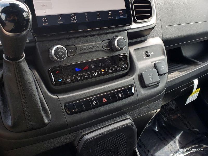 2024 RAM Promaster 2500 Slt+ Window Van High Roof 159