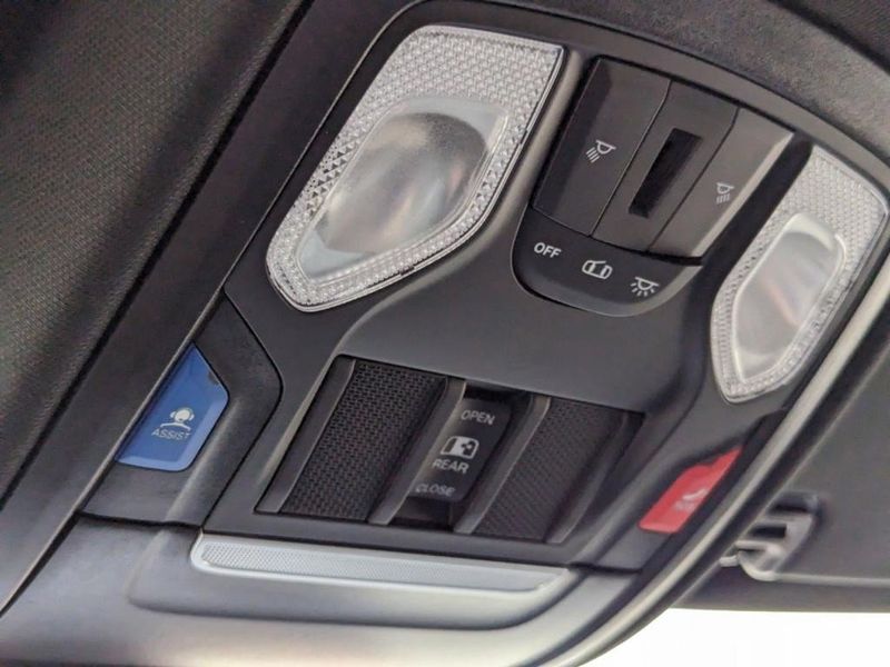 2023 RAM 1500 Big Horn Crew Cab 4x4 5