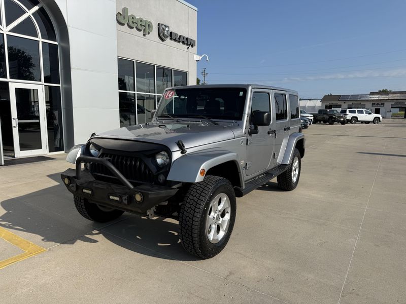 Used 2014 Jeep Wrangler Unlimited SaharaImage 25