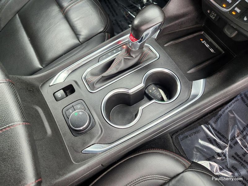 Used 2022 Chevrolet Traverse RS