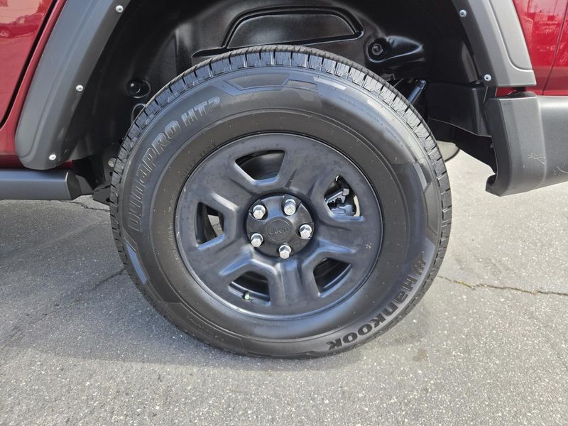 Used 2022 Jeep Wrangler Unlimited Sport 4x4