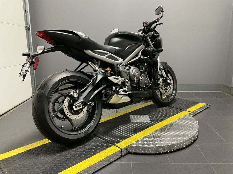 2021 Triumph STREET TRIPLE RS in a BLACK exterior color. BMW Motorcycles of Modesto 209-524-2955 bmwmotorcyclesofmodesto.com 