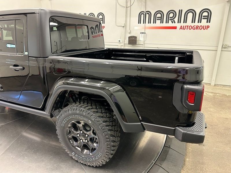 2023 Jeep Gladiator Willys 4x4Image 11