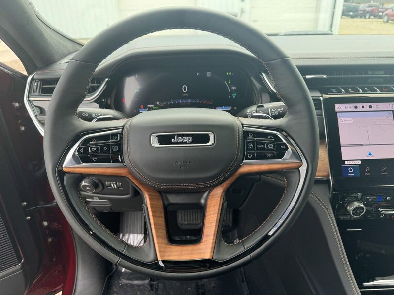 2024 Jeep Grand Cherokee 4xe Summit ReserveImage 25