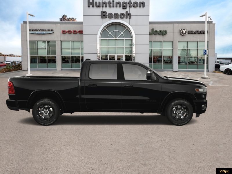 2025 RAM 1500 Big Horn Crew Cab 4x4Image 6