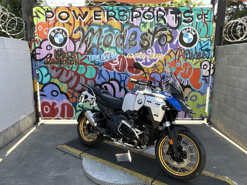 New 2026 BMW R 1300 GS Adventure Image 2