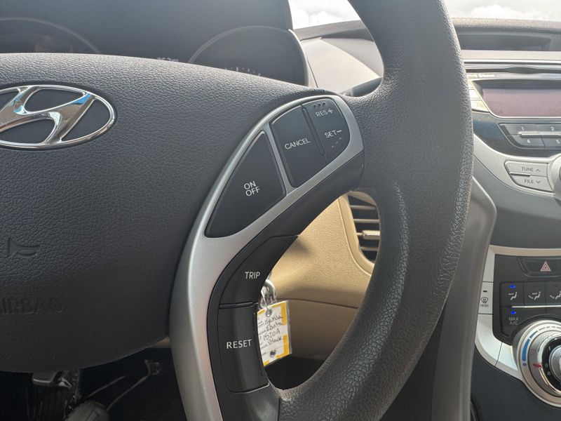 Used 2011 Hyundai Elantra GLS PZEVImage 15