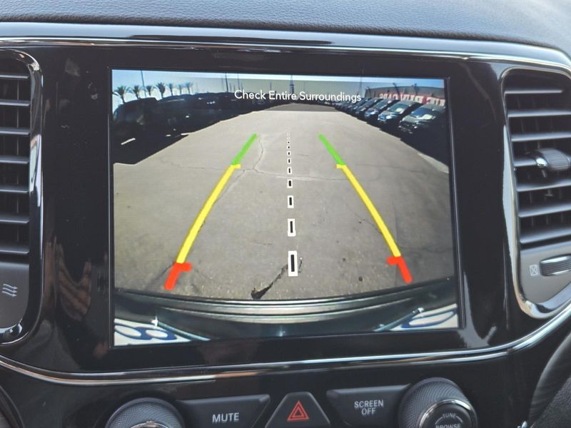 Used 2021 Jeep Grand Cherokee Laredo X 4x4