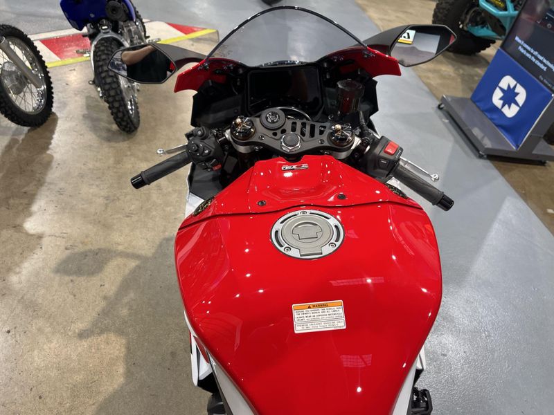 New 2026 Yamaha YZF-R9 70TH ANNIVERSARY EDITION Image 15