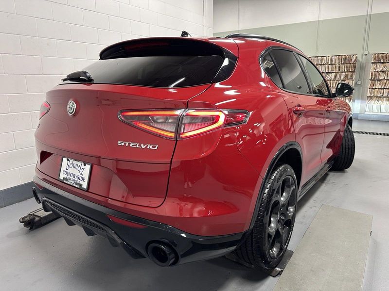 2024 Alfa Romeo Stelvio Veloce AwdImage 27