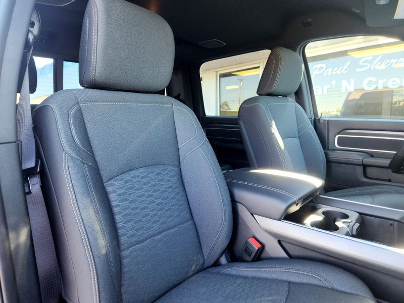 New 2027 RAM 2500 Big Horn Crew Cab 4x4 6'4' Box