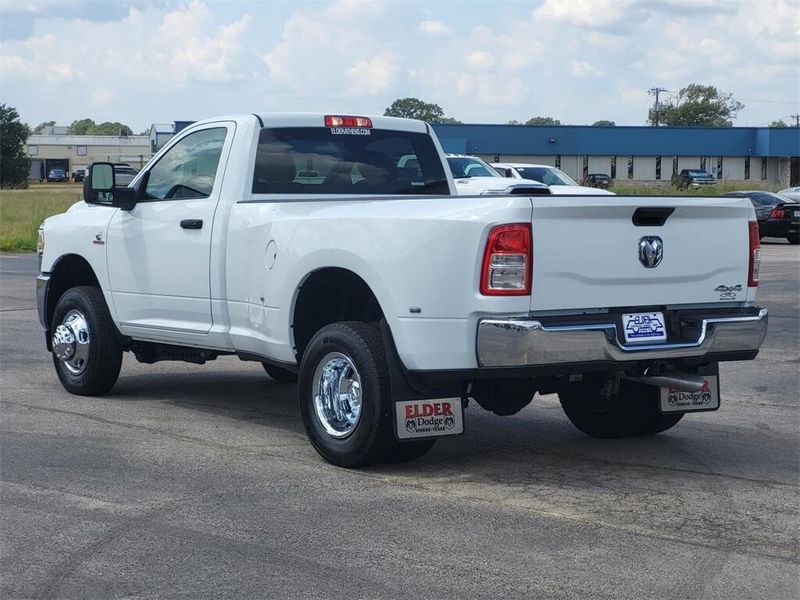 2024 RAM 3500 Tradesman Regular Cab 4x4 8