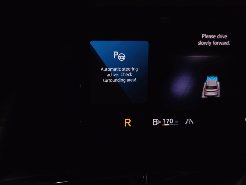 Used 2025 Volkswagen Atlas SEL Premium AWD R-Line w/Sunroof/NavImage 29