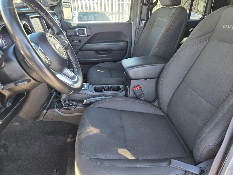 Used 2022 Jeep Gladiator Overland 4x4