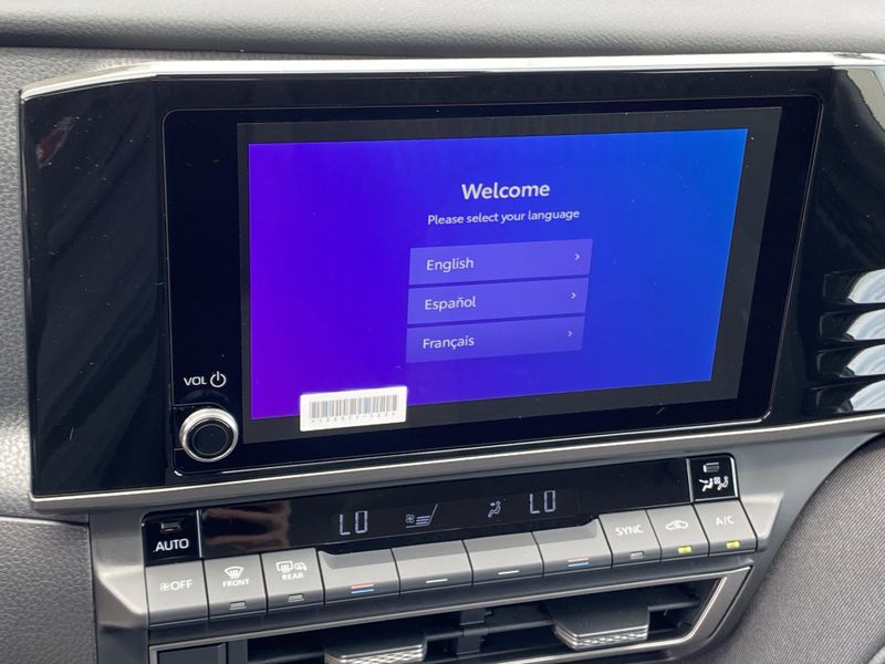 2025 Toyota Camry LEImage 15