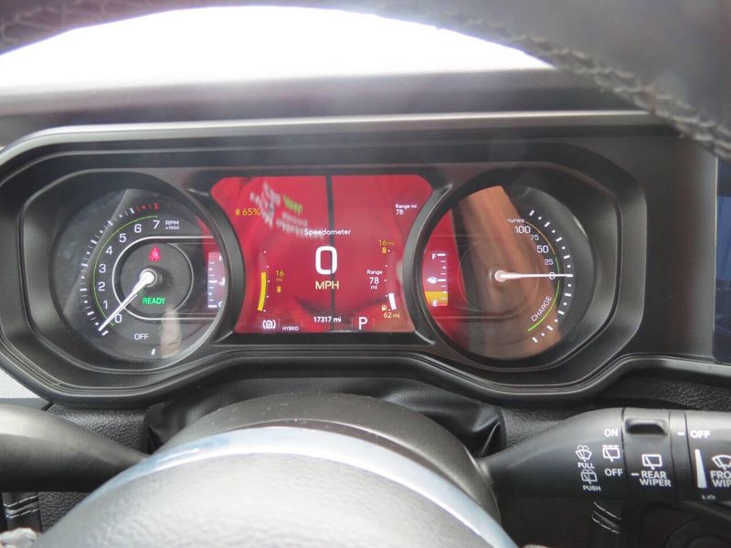 Used 2025 Jeep Wrangler 4xE Backcountry 4x4 4dr SUVImage 9
