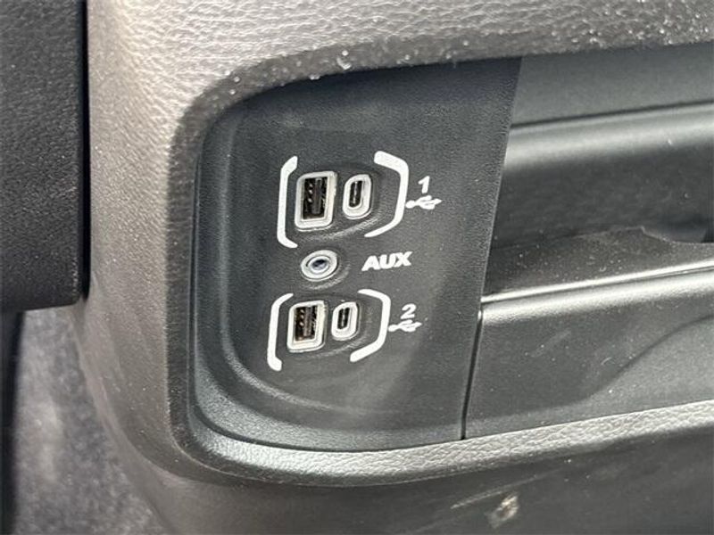 Used 2023 RAM 2500 TradesmanImage 25