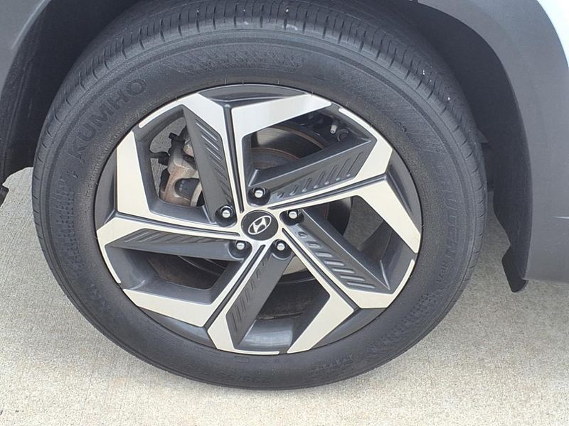 2022 Hyundai Tucson LimitedImage 17