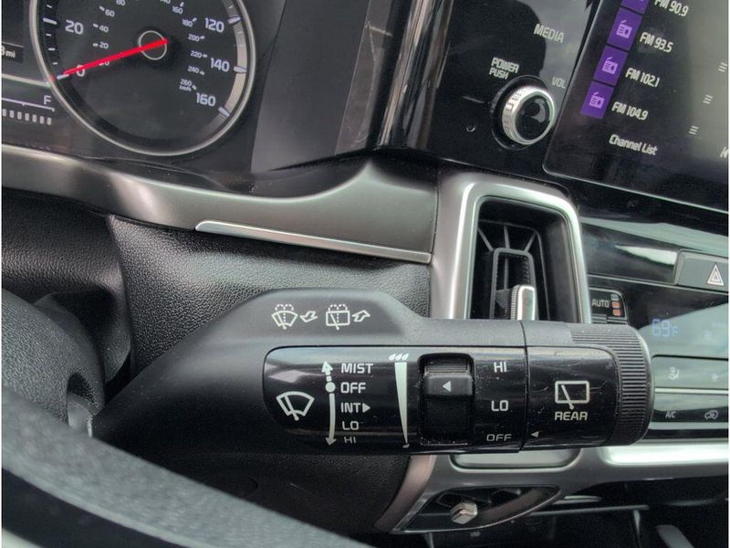 Used 2023 Kia Sorento SImage 24