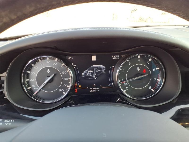 Used 2022 Maserati Quattroporte ModenaImage 24