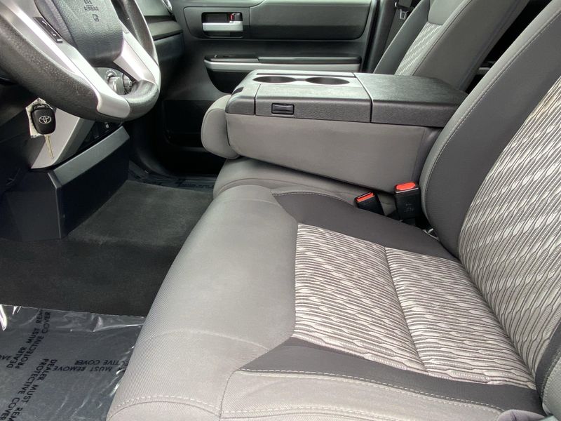 2019 Toyota Tundra SR5Image 17