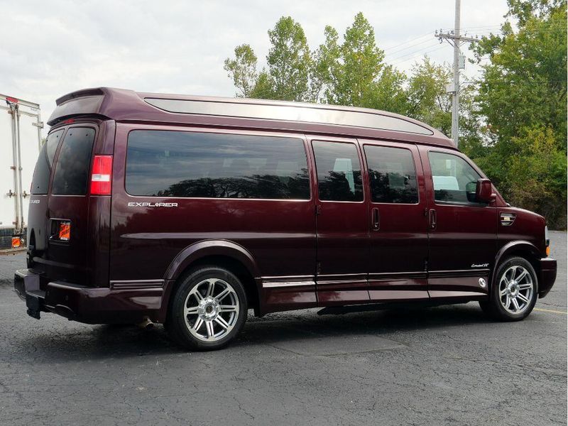 2018 Chevrolet Express 2500 Image 13