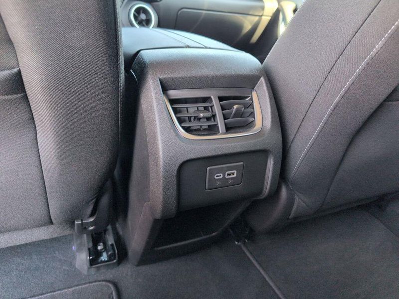 Used 2023 Chevrolet Blazer LTImage 30