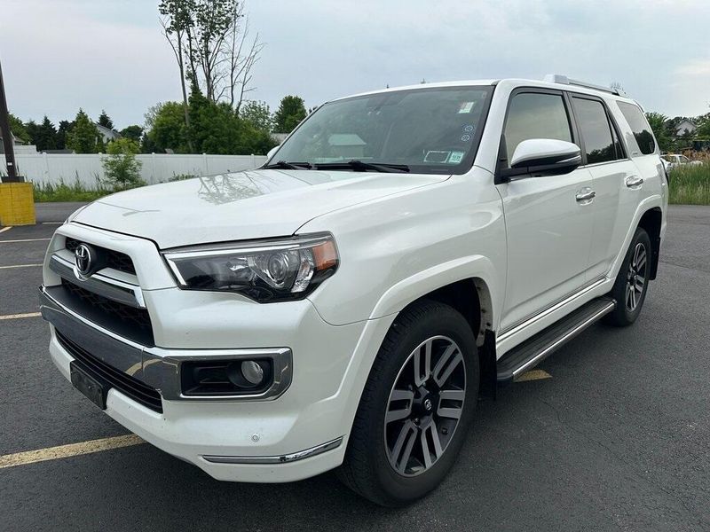 2016 Toyota 4Runner LimitedImage 10
