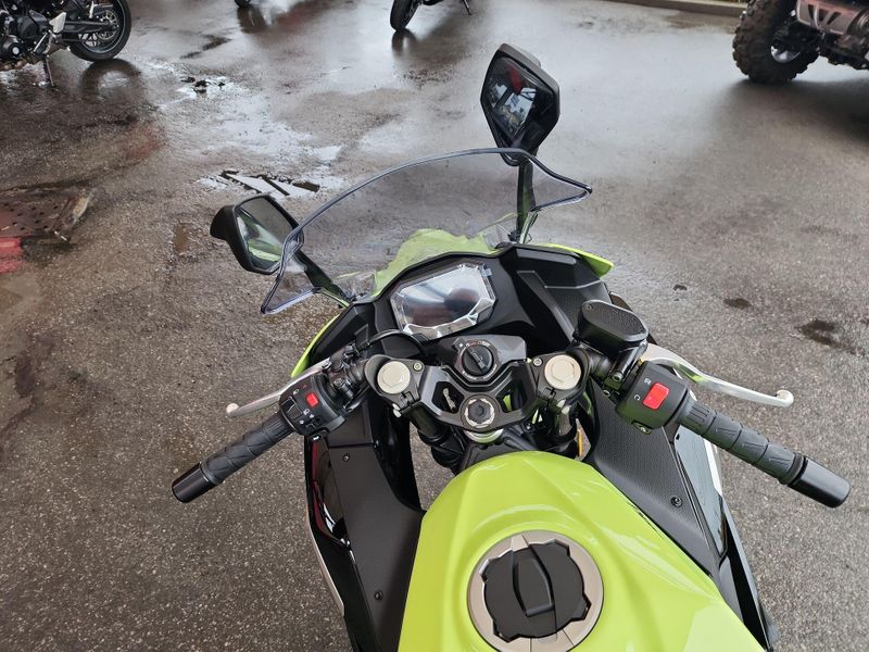 New 2026 Kawasaki NINJA 500 SE ABS Image 10
