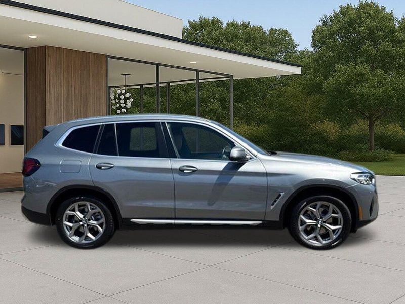 Used 2024 BMW X3 xDrive30iImage 7