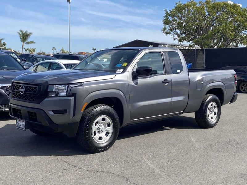 2022 Nissan Frontier SImage 8