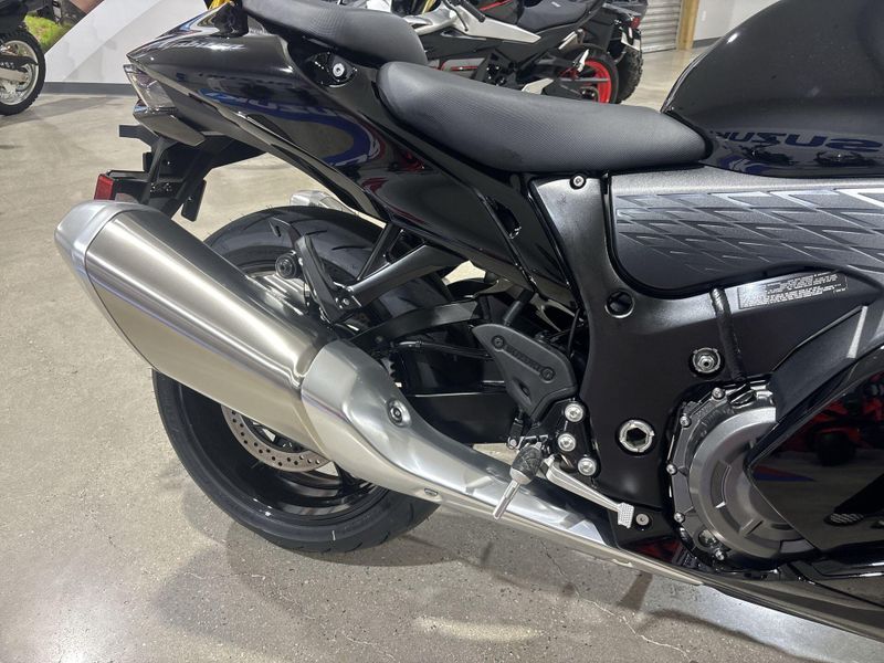 New 2027 Suzuki Hayabusa Image 18