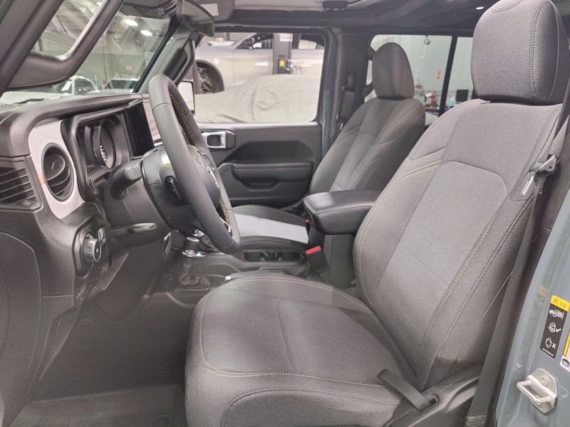2024 Jeep Wrangler Sport S 3.6L 4x4 w/ ConvenienceImage 13
